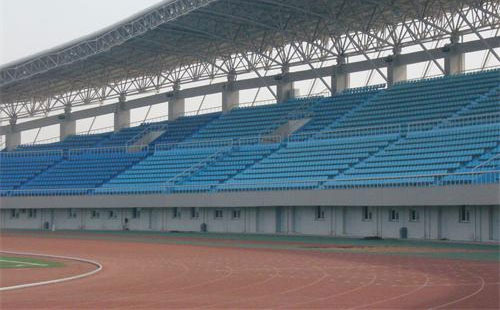 尖扎环氧地坪为什么起泡?能处理吗